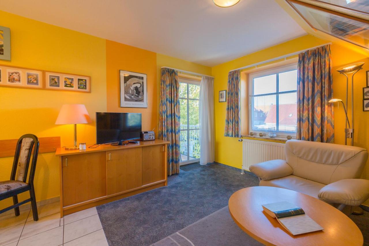 Der Suedschwede ... Dein Gaestehaus Mitten In Zingst Und Nah Zum Strand Extérieur photo